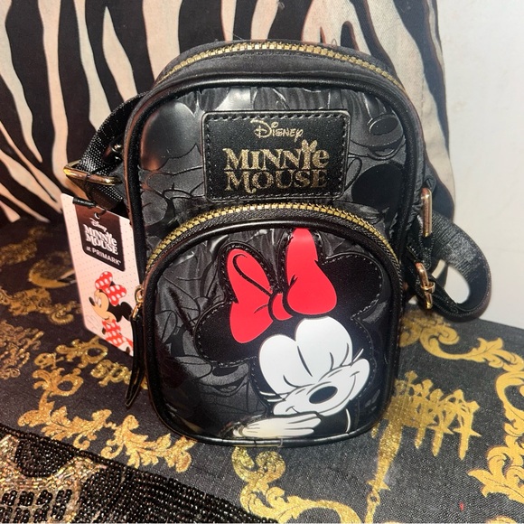 Disney Handbags - Minnie Mouse Disney Crossbody purse phone holder